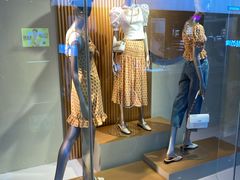 -URBAN REVIVO(济南世茂广场店)