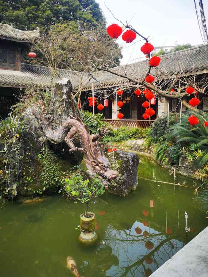 龙腾庭院火锅(恒大新城店)-"又一次打卡龙腾庭院.他们家已经开了2.0.