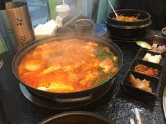 -烤路里·韩国品质自助烤肉(石路天虹4号店)