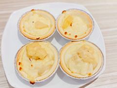榴莲蛋挞和芝士蛋挞-必胜客(国展店)