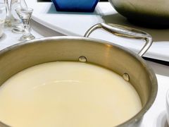 -红鼎豆捞·非遗鲍皇汤火锅(宝丰路店)