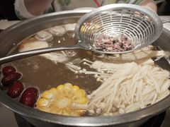 -八合里牛肉火锅(上海世茂广场店)