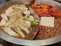 -沸炉重庆老火锅(军事博物馆店)