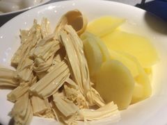 -炭亲炭火干锅(红谷滩莱蒙店)