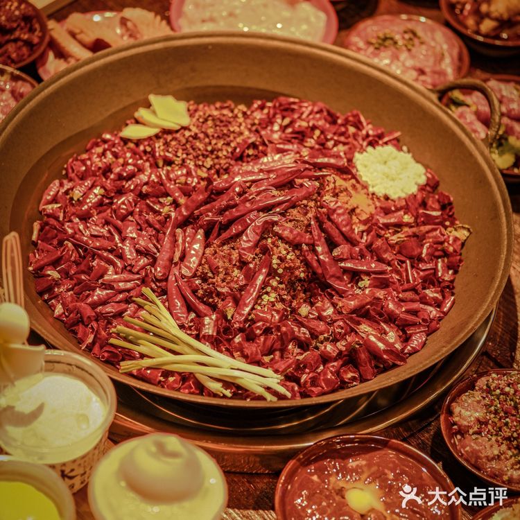 我居然找到了重庆小曼谷｜萍姐火锅