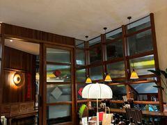 -银米·云南传统过桥米线(双廊黑金冠店)