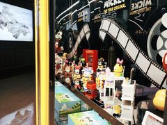 -泡泡玛特POPMART(侨福芳草地店)
