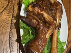 辣卤羊蹄-有奴思烤肉·清真(正宁路店)