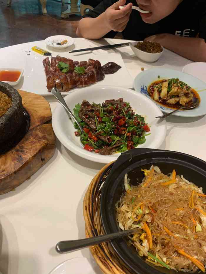 宝燕壹号海鲜餐厅(长寿店)-"今天请朋友吃饭我选择了宝燕一号海鲜餐厅