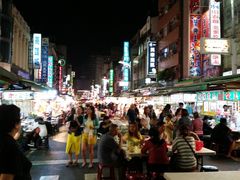-六合夜市