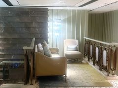-浅深(世茂滨江精品店)