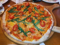 玛格丽特披萨-COMMUNE幻师(上邦百汇城店)