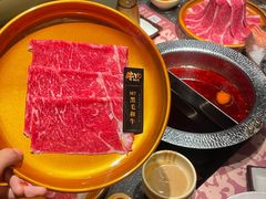-牛YO寿喜烧·铁板烧和牛火锅自助(市府恒隆店)