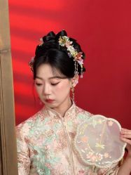 -城市花园婚纱摄影