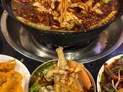 -鸿顺老铁锅美蛙鱼府(解放碑店)
