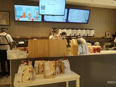 -奈雪的茶(金鹰广场店)