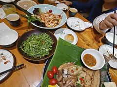-老滇山寨•云南特色菜•地方菜•民族风情歌舞表演(金碧店)