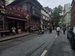 -巴公房子