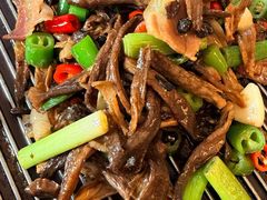 干锅鹿茸菇-云腾食府·云南菜