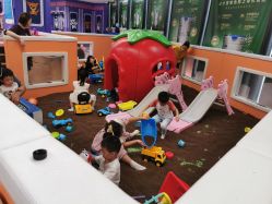 -孩子王童乐园(马群店)