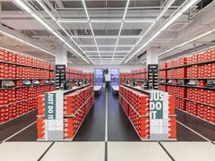 -NIKE上海青浦优选体验店