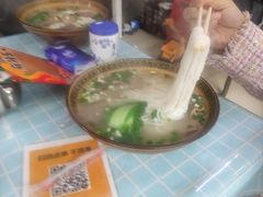 -肇兴特色牛肉粉