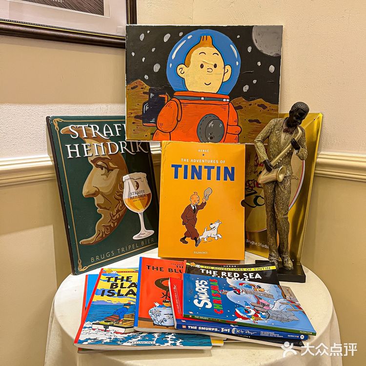 青岛八大关老洋房里的餐厅,好有氛围🕯️🎄🏰