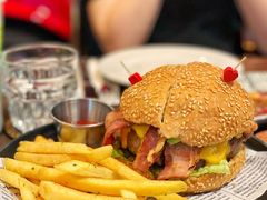 澳洲牛肉培根大堡-1886德国汽车餐厅(福田星河COCO Park店)