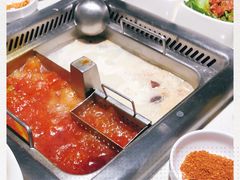 -海底捞火锅鲜切牛肉主题店(长寿路店)