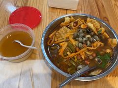 -柳州肥姨妈大骨螺蛳粉(东靖路店)