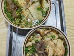 牛肉罩火烧-清真·白家牛肉罩火烧老店(育才街店)