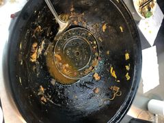 -屯老二农家铁锅炖·行业领军者(梅江店)