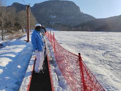 -济南卧虎山滑雪场