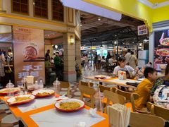 -大食代美食广场(上海中心店)