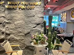 -F+轻食健身赋能空间(中华北路国贸商场店)