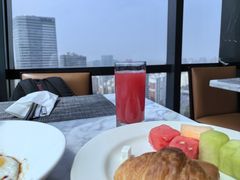 -上海龙之梦万丽酒店