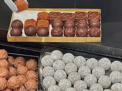 -Laderach 莱德拉(上海环贸iapm店)