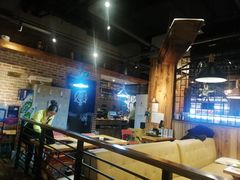 -洪氏嗨捞·广东猪肚鸡·椰子鸡火锅(西咸万象城店)