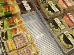 -巴黎优朵烘焙馆(菱角湖壹号店)