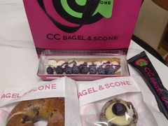 蓝莓拿破仑-CC BAGEL&SCONE 贝果与司康(南开大悦城店)