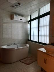 -悦芳庭美肤美体品牌集合店