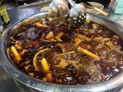 -肖肖酸萝卜鱼火锅(总店)