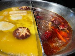 -湊湊火锅·茶憩(新中关购物中心店)