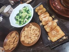 -巴四老城区炭火蛙锅(张江店)