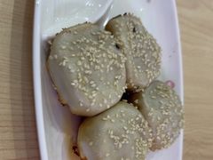 -小杨生煎(金山百联购物中心3楼店)