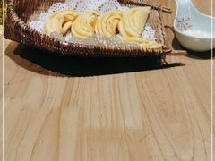 -桥边小楼·手工云南菜·古城观景小楼