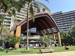 -三亚湾海居铂尔曼度假酒店