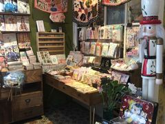 -恋物百货商店(华侨城店)