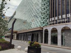 -红星美凯龙国际家居博览中心至尊mall停车场