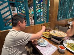 -黄泥岗·地道湖北菜(奥特莱斯店)